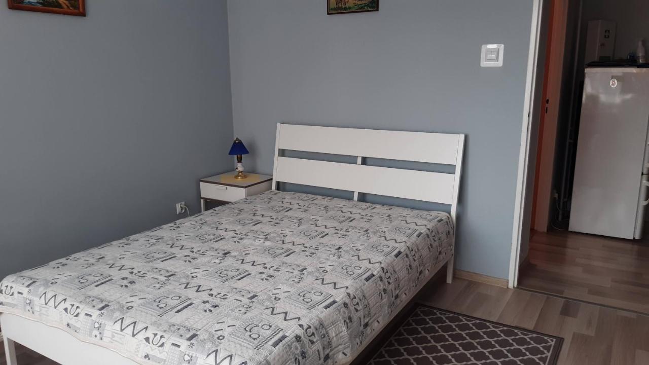 U Danusi - Pokoje Do Wynajecia Solec Zdroj Exterior photo