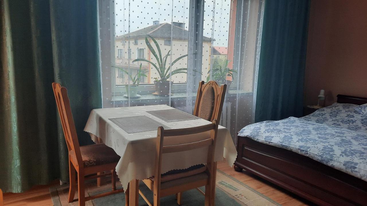U Danusi - Pokoje Do Wynajecia Solec Zdroj Exterior photo
